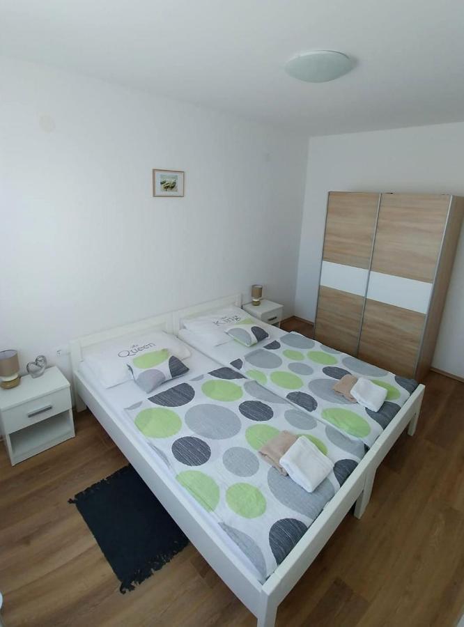 Apartmani Valuna Privlaka  Exterior foto